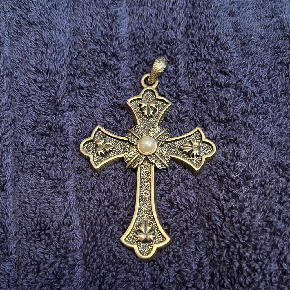 Sarah Coventry Elegant Gold Cross Pendant